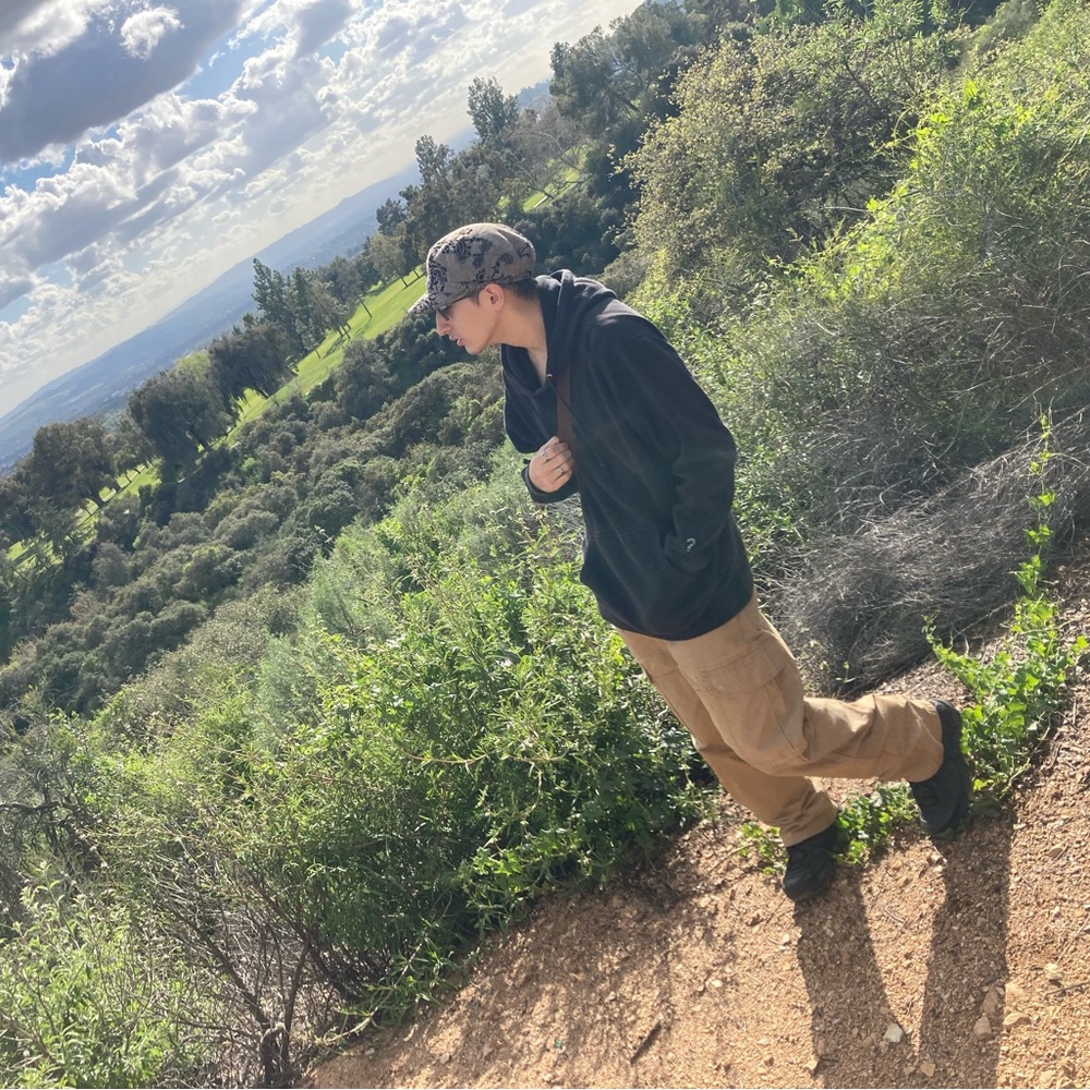 Hey! My name is Ethan.